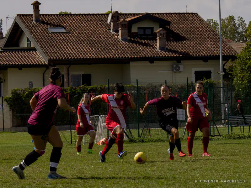 Photograph 089, sport football