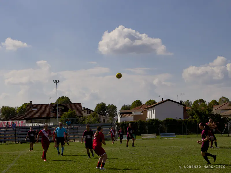 Photograph 120, sport football